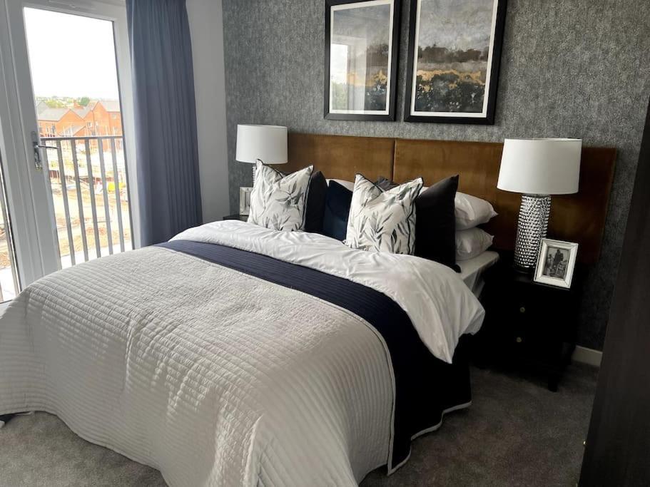 Waterside House Villa Leicester Eksteriør bilde